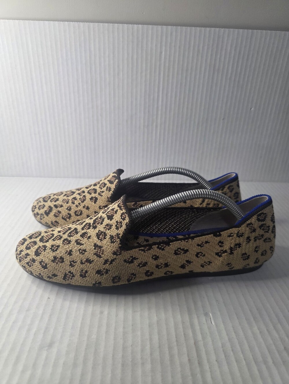 ROTHYS Shoes Size 7.5 Loafers Flats Retired Cheetah Leopard Animal Print Knit